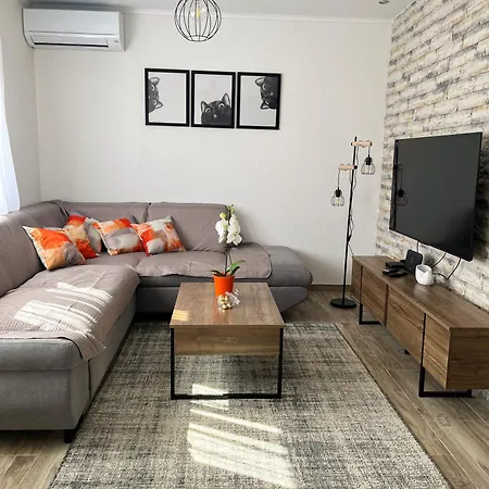 Estela Villa Vela Luka