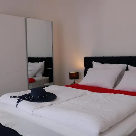 Estela Villa Vela Luka