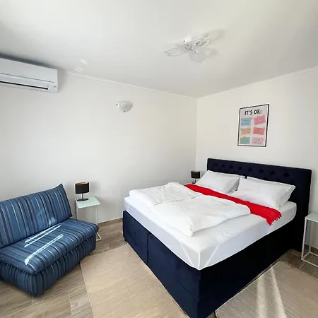 Estela Villa Vela Luka